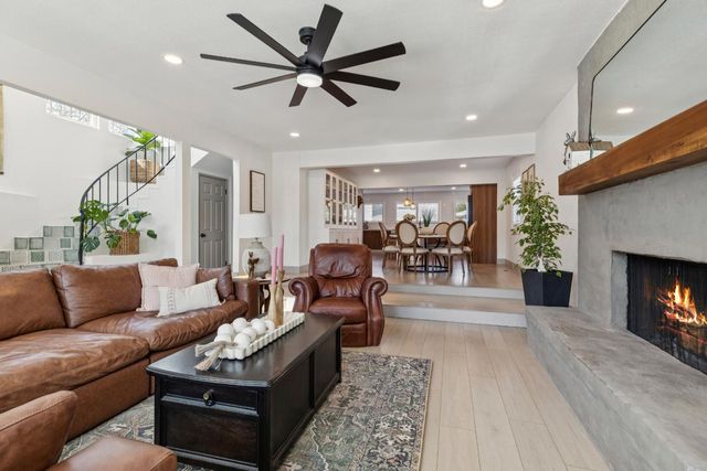 845 Sunrise Ave, Ripon, CA 95366