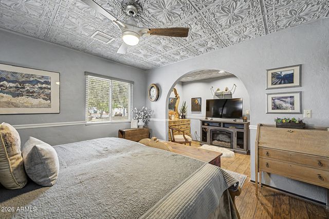 17629 N 16 Street, Phoenix, AZ 85022