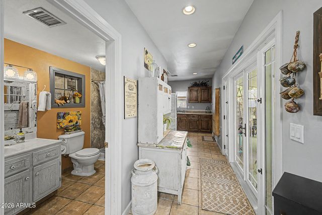 17629 N 16 Street, Phoenix, AZ 85022