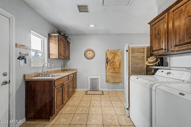 17629 N 16 Street, Phoenix, AZ 85022