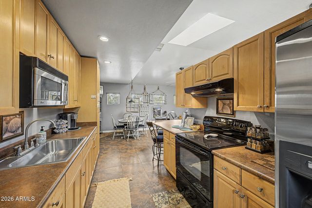 17629 N 16 Street, Phoenix, AZ 85022