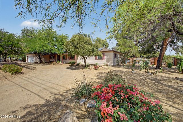 17629 N 16 Street, Phoenix, AZ 85022