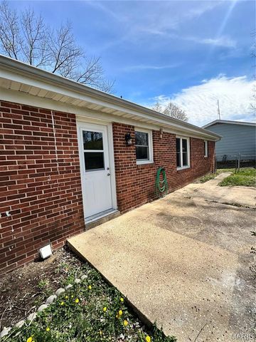 409 Hawthorne Drive, Union, MO 63084