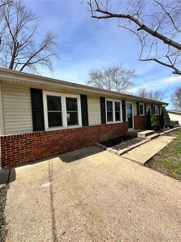 409 Hawthorne Drive, Union, MO 63084