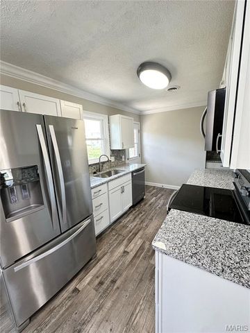 409 Hawthorne Drive, Union, MO 63084