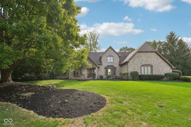 1985 Mulsanne Drive, Zionsville, IN 46077