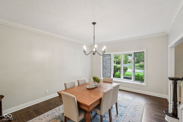 1985 Mulsanne Drive, Zionsville, IN 46077