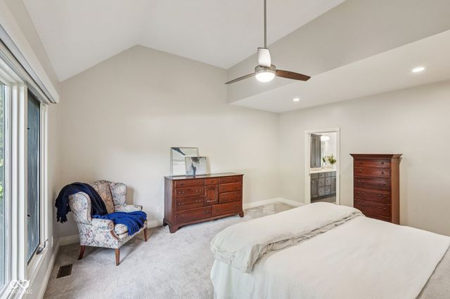 1985 Mulsanne Drive, Zionsville, IN 46077