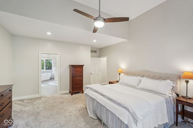 1985 Mulsanne Drive, Zionsville, IN 46077