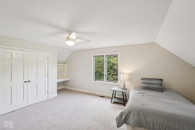 1985 Mulsanne Drive, Zionsville, IN 46077