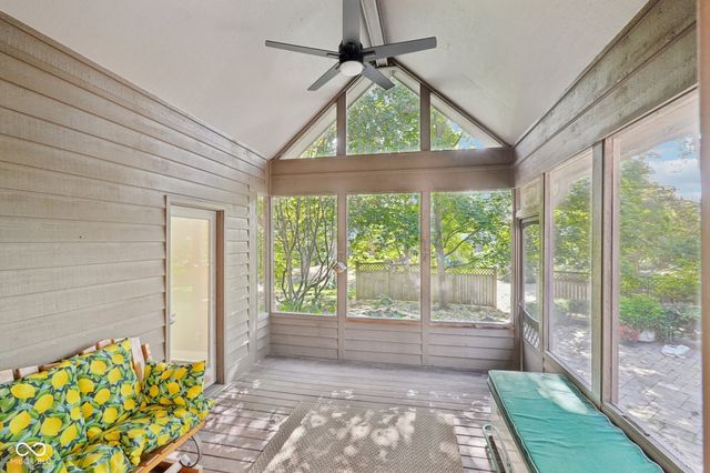 1985 Mulsanne Drive, Zionsville, IN 46077