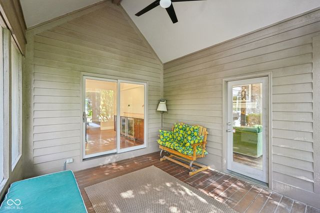 1985 Mulsanne Drive, Zionsville, IN 46077