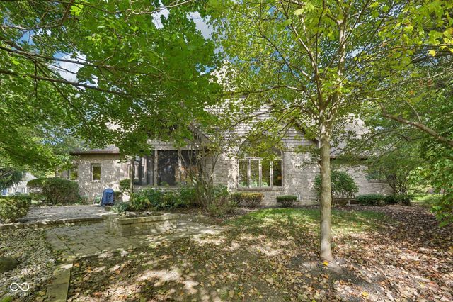1985 Mulsanne Drive, Zionsville, IN 46077