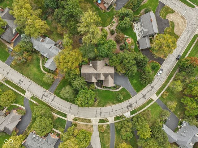1985 Mulsanne Drive, Zionsville, IN 46077