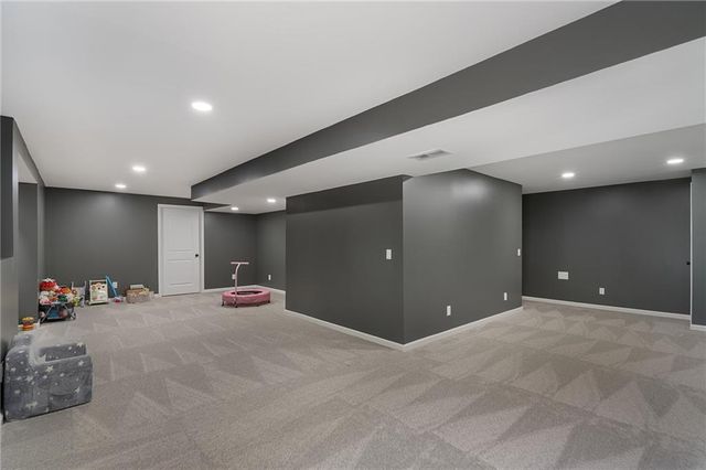 24966 W 150th Court, Olathe, KS 66061