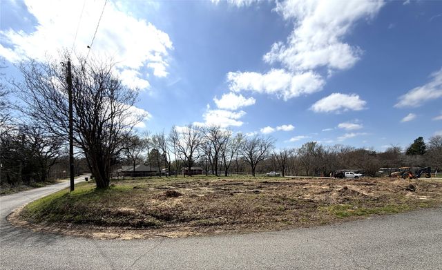232 E Prospect Street, Denison, TX 75021