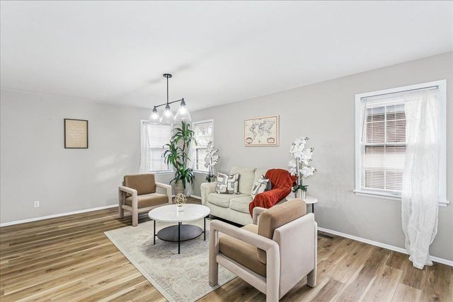 7802 E Pagent Ln, Wichita, KS 67206