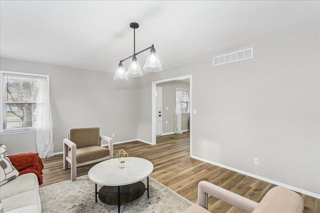 7802 E Pagent Ln, Wichita, KS 67206