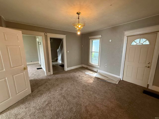 311 W Ewing Avenue, South Bend, IN 46613