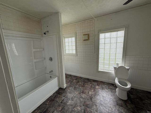 311 W Ewing Avenue, South Bend, IN 46613