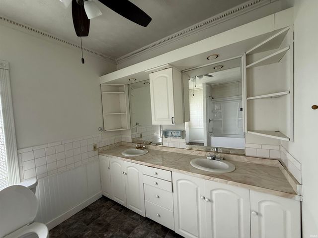 311 W Ewing Avenue, South Bend, IN 46613