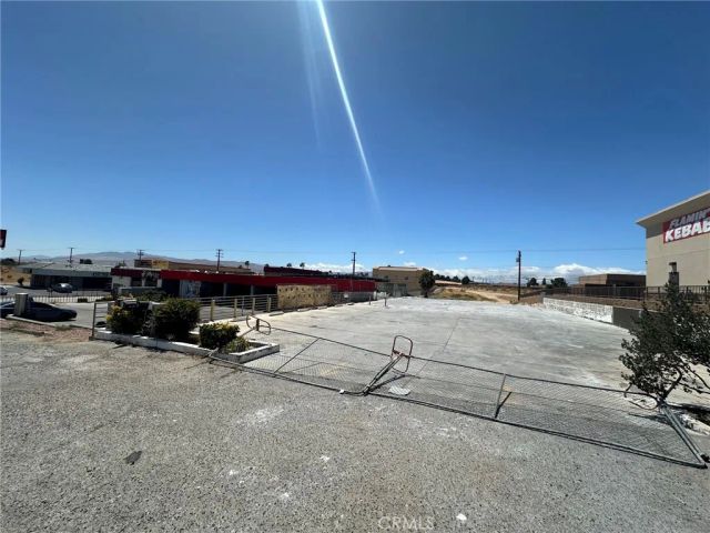 17153 Bear Valley, Hesperia, CA 92345