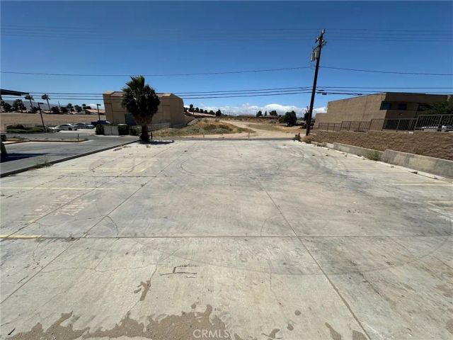 17153 Bear Valley, Hesperia, CA 92345