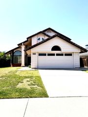 39925 FALCON WAY, Murrieta, CA 92562