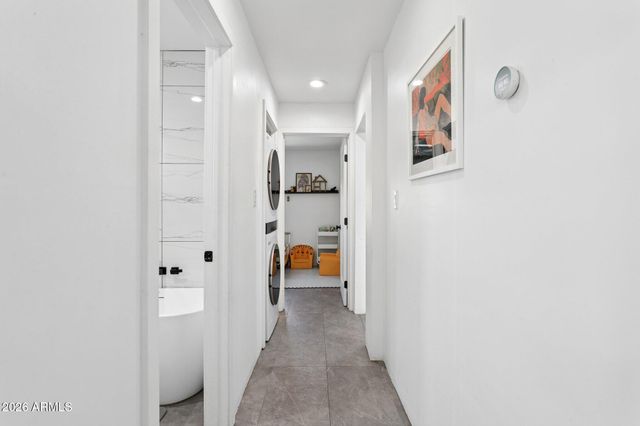 1524 E HARVARD Street, Phoenix, AZ 85006