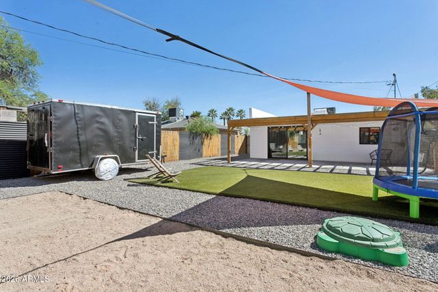 1524 E HARVARD Street, Phoenix, AZ 85006