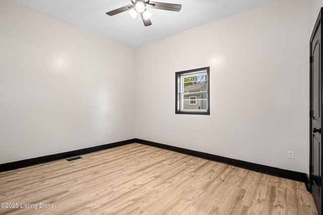 114 Stevenson Ave, Louisville, KY 40206