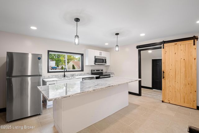 114 Stevenson Ave, Louisville, KY 40206