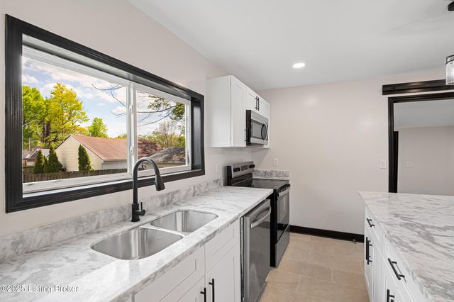 114 Stevenson Ave, Louisville, KY 40206