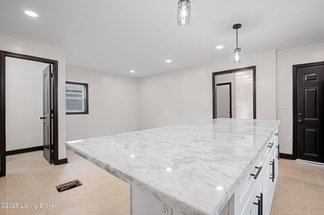 114 Stevenson Ave, Louisville, KY 40206