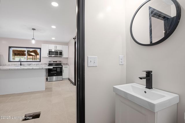 114 Stevenson Ave, Louisville, KY 40206