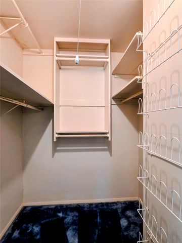 1020 Redbud Court, Arlington, TX 76012