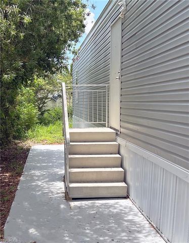 2109 Twin Brooks RD, North Fort Myers, FL 33917