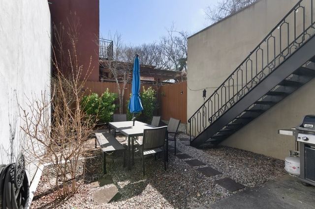 751 Franklin Avenue, New York City, NY 11238
