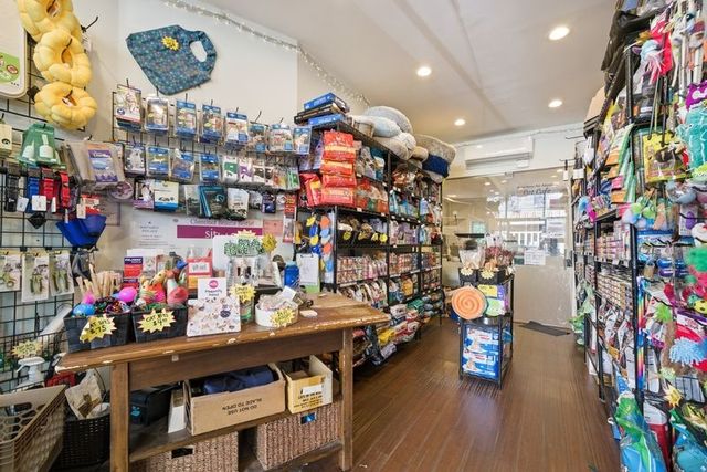751 Franklin Avenue, New York City, NY 11238