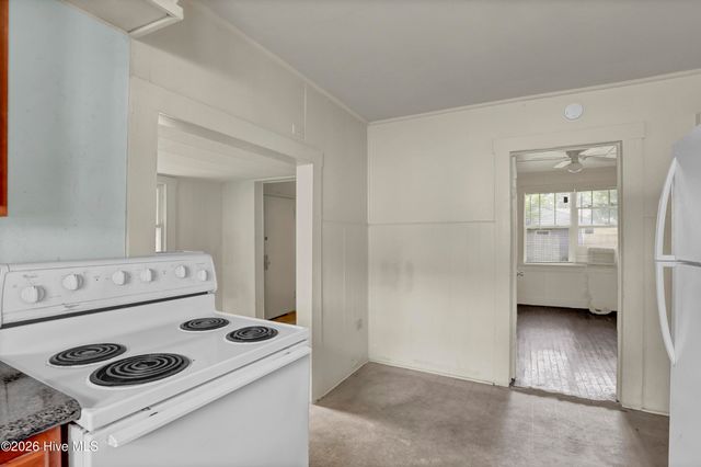 222 Evans Street, Wilmington, NC 28405