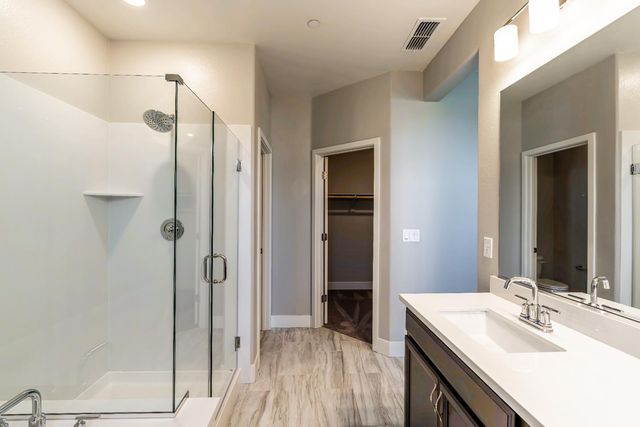 3080 Seaspray Walk, Sacramento, CA 95833