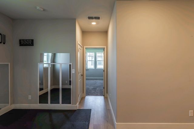 3080 Seaspray Walk, Sacramento, CA 95833