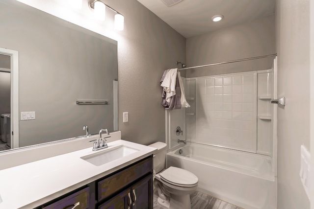 3080 Seaspray Walk, Sacramento, CA 95833
