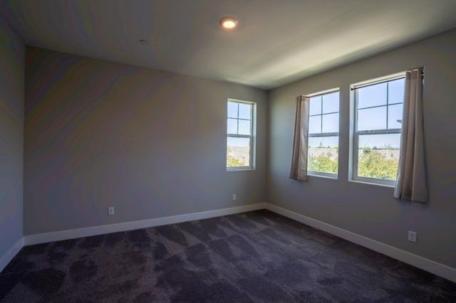 3080 Seaspray Walk, Sacramento, CA 95833