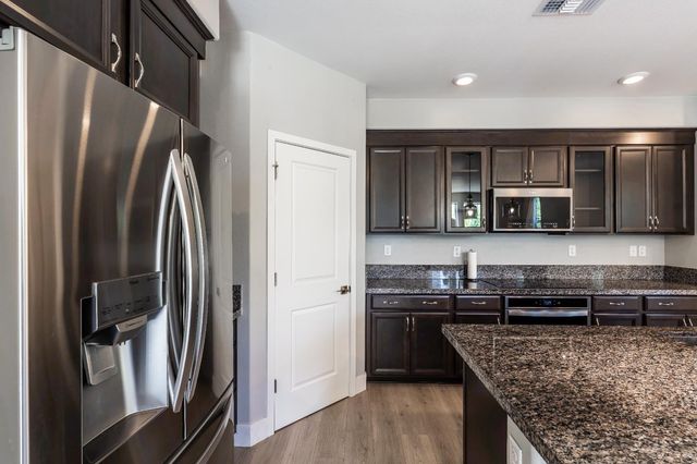 3080 Seaspray Walk, Sacramento, CA 95833