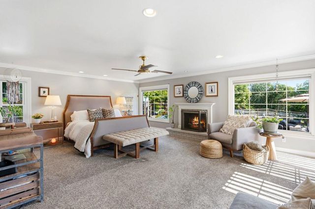 8 Country Glen Rd, Fallbrook, CA 92028