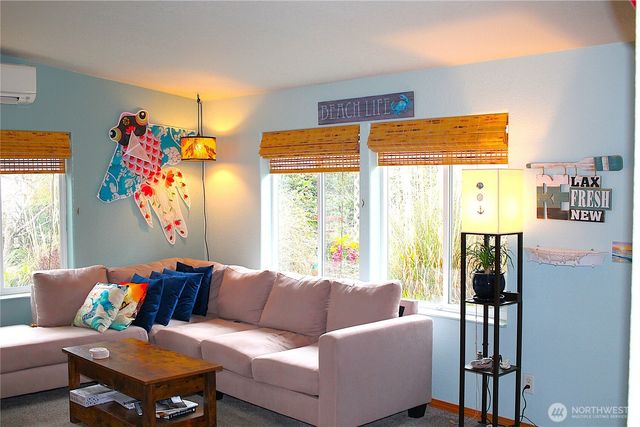 521 N Hoquiam Street, Westport, WA 98595