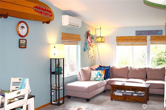 521 N Hoquiam Street, Westport, WA 98595