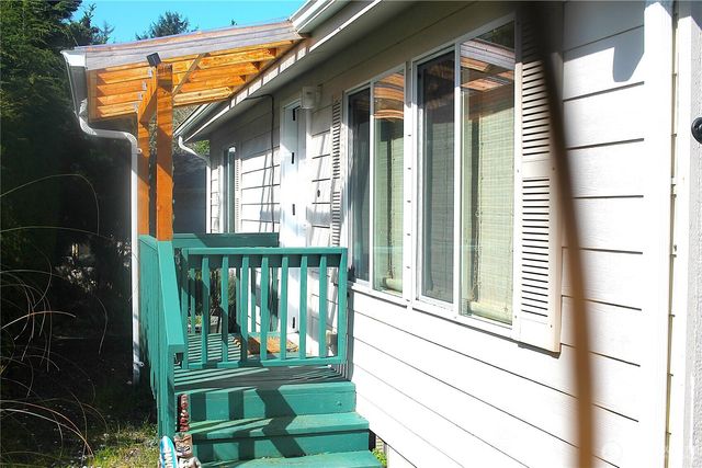 521 N Hoquiam Street, Westport, WA 98595