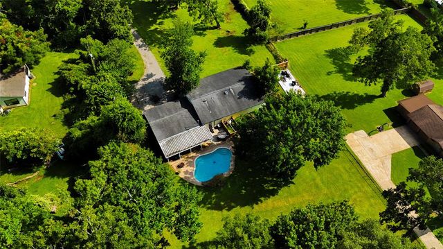 141 Cypress Drive, Richwood, TX 77531
